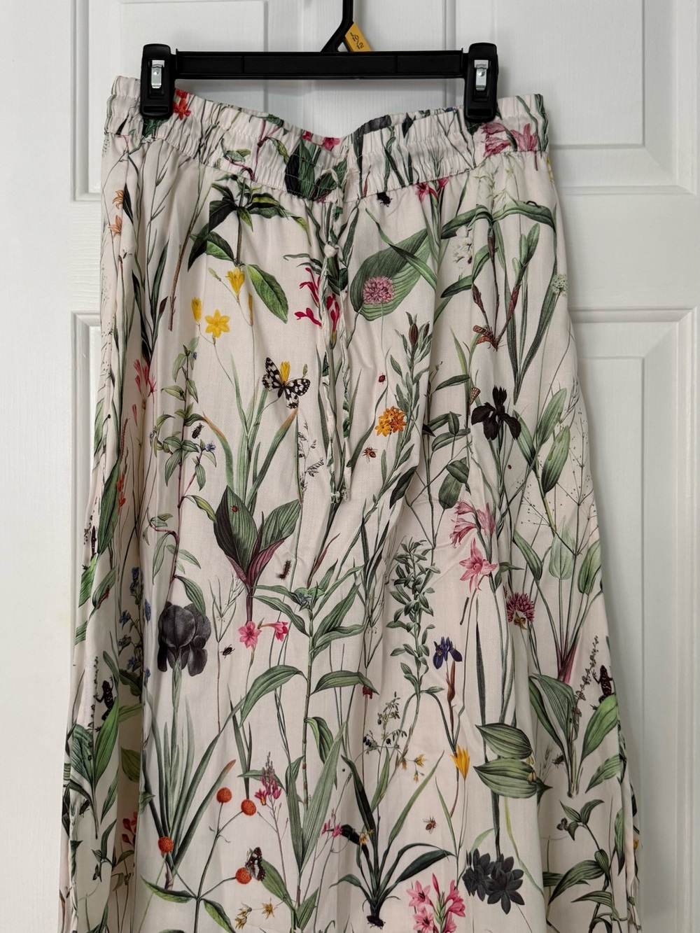 Cream Floral Midi Skirt with Elastic Waist